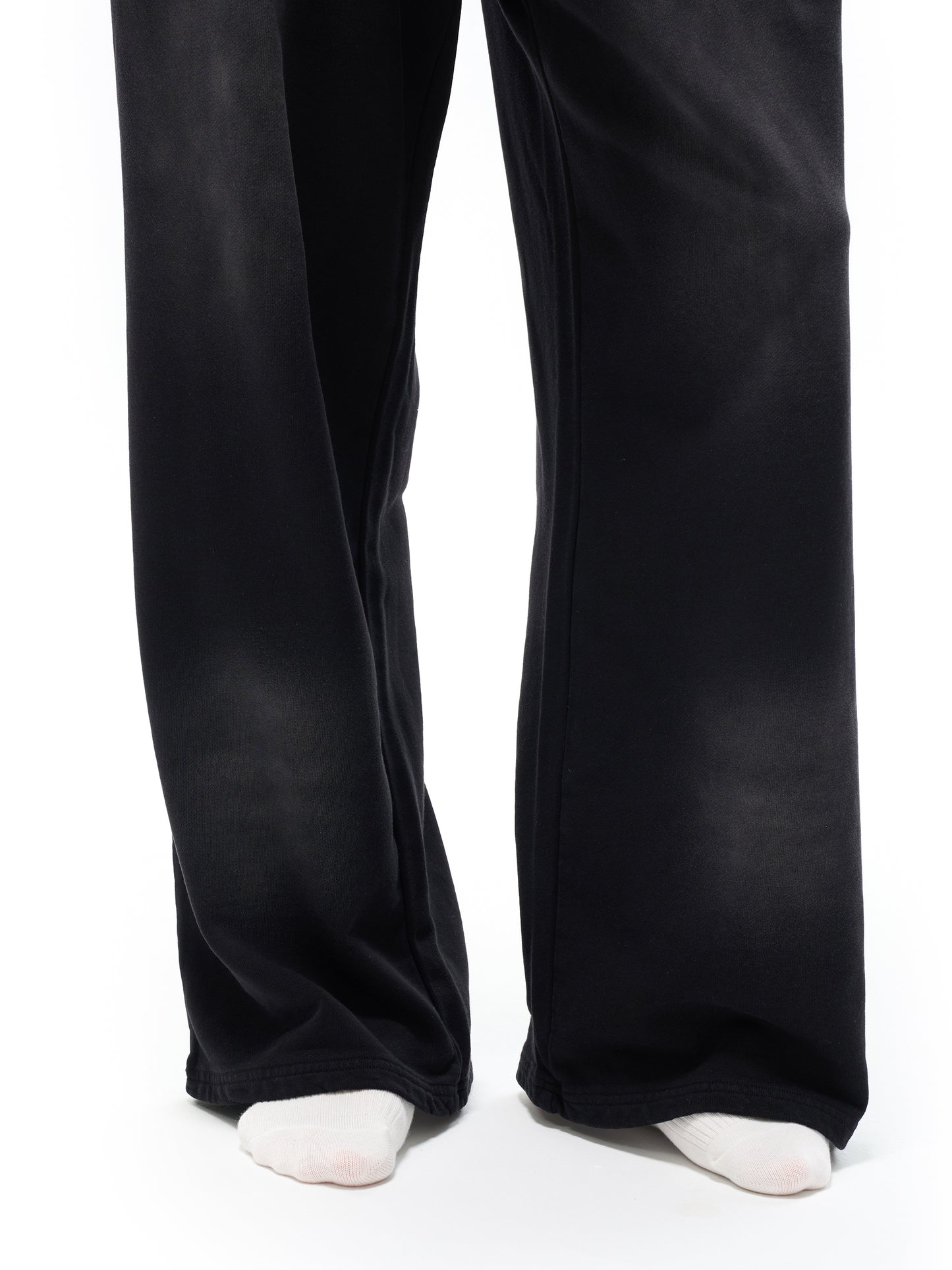 Effortless Athleisure Pure Cotton Handcrafted Monkey Wash Loose fit Sweatpants