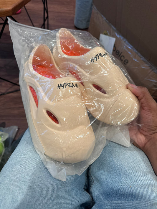 Hyperfoams